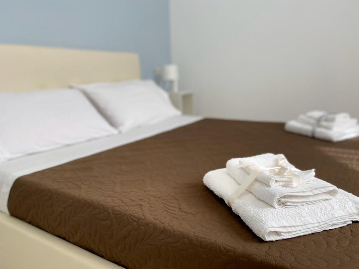 Assteas Rooms 帕埃斯图姆 外观 照片