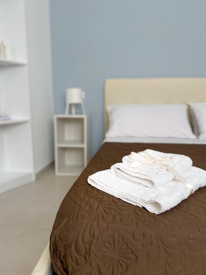 Assteas Rooms 帕埃斯图姆 外观 照片